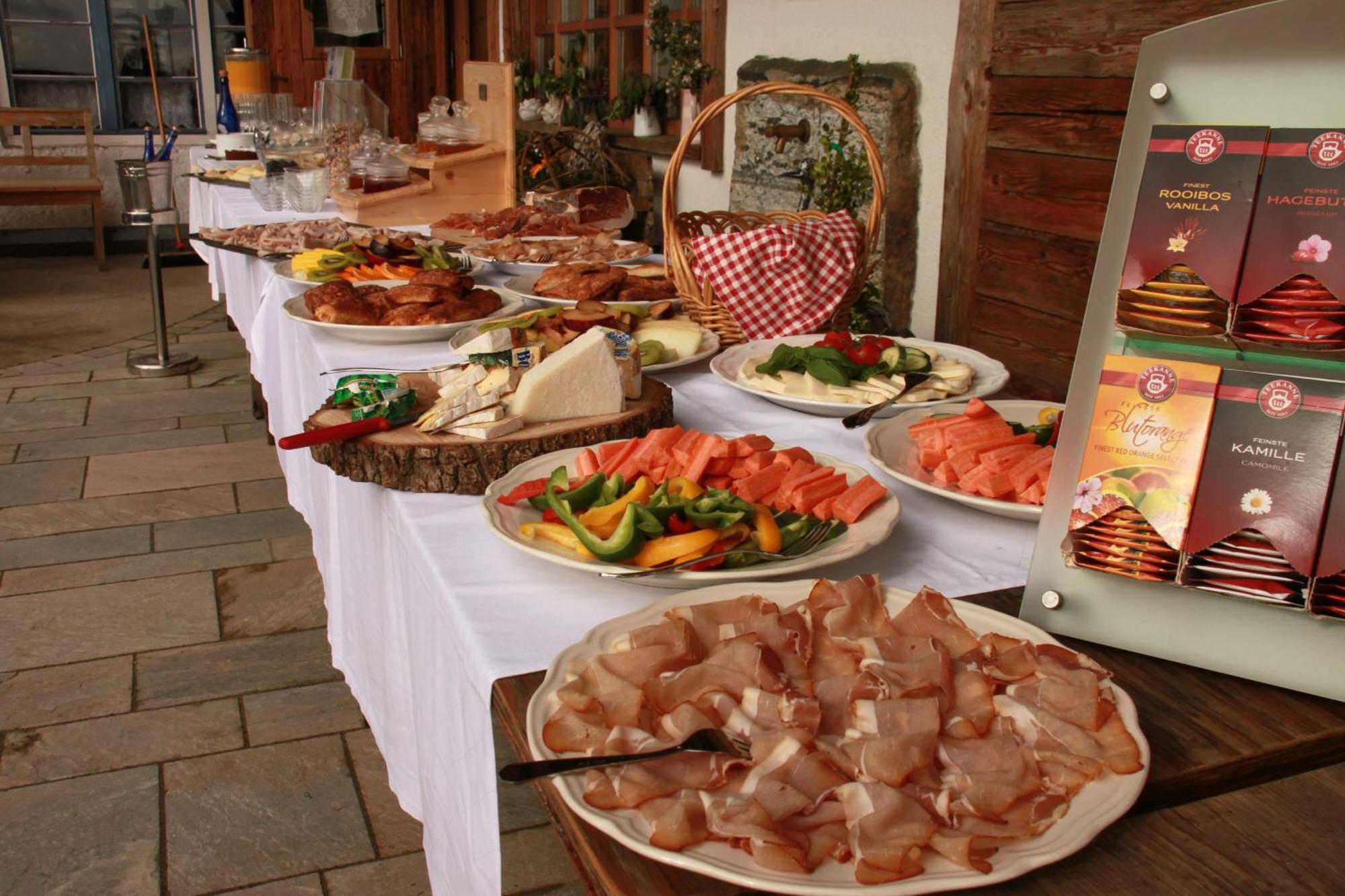Schoenblick Hohenbogen Neukirchen beim Heiligen Blut Luaran gambar
